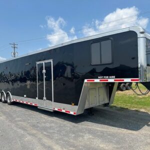 2021 Continental 8.5 x 44 Enclosed Gooseneck Trailer — 5x44 gooseneck trailer for sale at Easy Containers