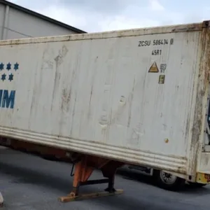 40ft HC Reefer Container–Wind & Water Tight, Non-Working For Sale - 40ft refrigerated container for sale at Easy Containers (view 3)