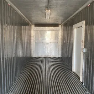 Used 40ft Refrigerated Shipping Container – With Custom Side Door Access - side door 40ft refrigerated container for sale at Easy Containers (view 4)